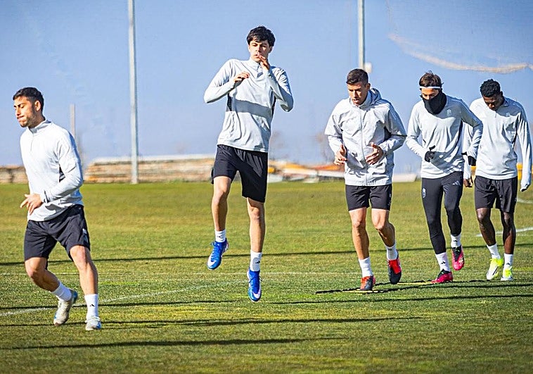 Las dos asignaturas pendientes del Granada CF en el mercado de invierno