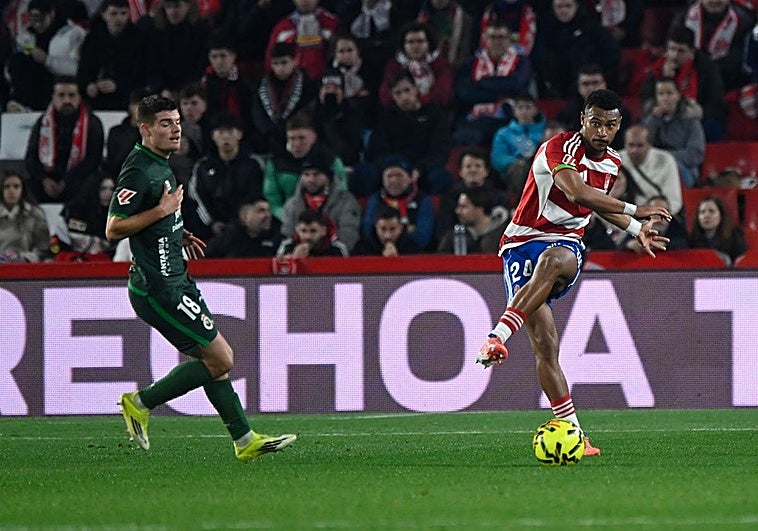 El futuro de Loïc Williams sigue en el aire