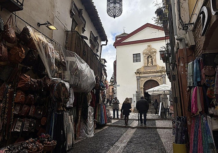 La Plaza de San Gregorio: el vivo reflejo de lo que ha cambiado el Albaicín