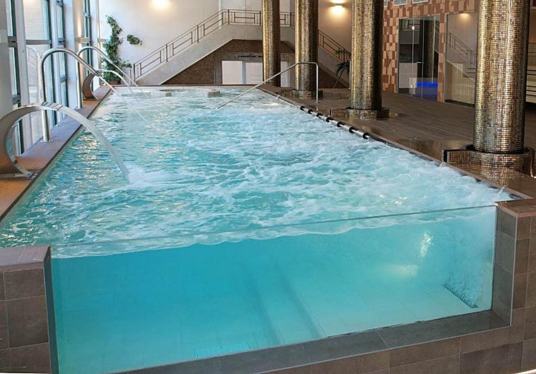 Un plan increíble en Lanjarón: spa termal y menú para dos en plena Alpujarra