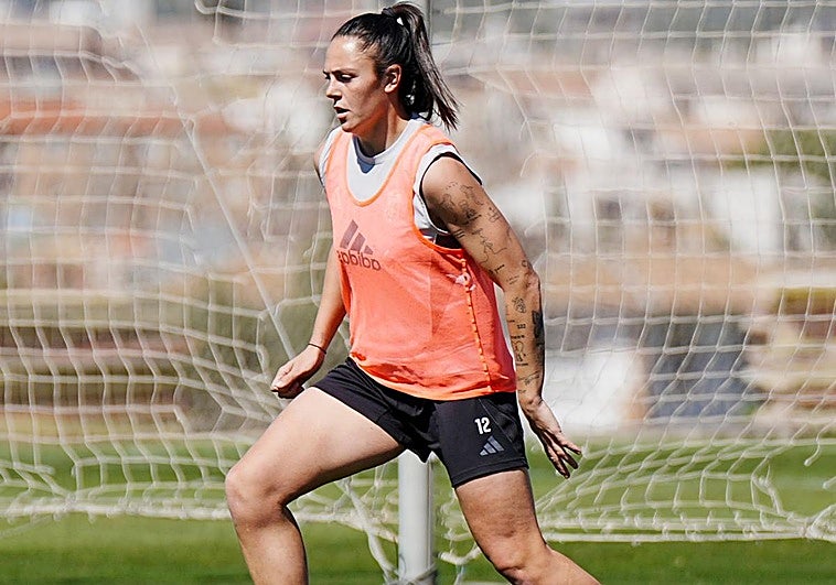 El Granada femenino logra la salvación en Primera sin jugar su partido