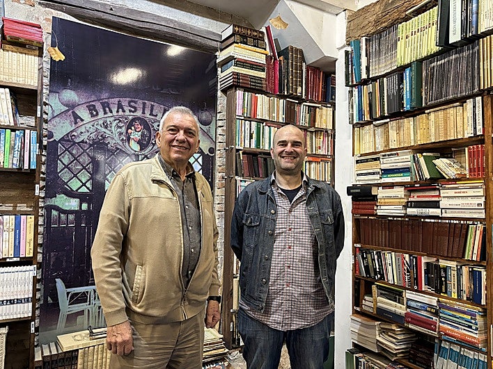 La curiosa librería a los pies del Albaicín que recomiendan hasta los guías turísticos