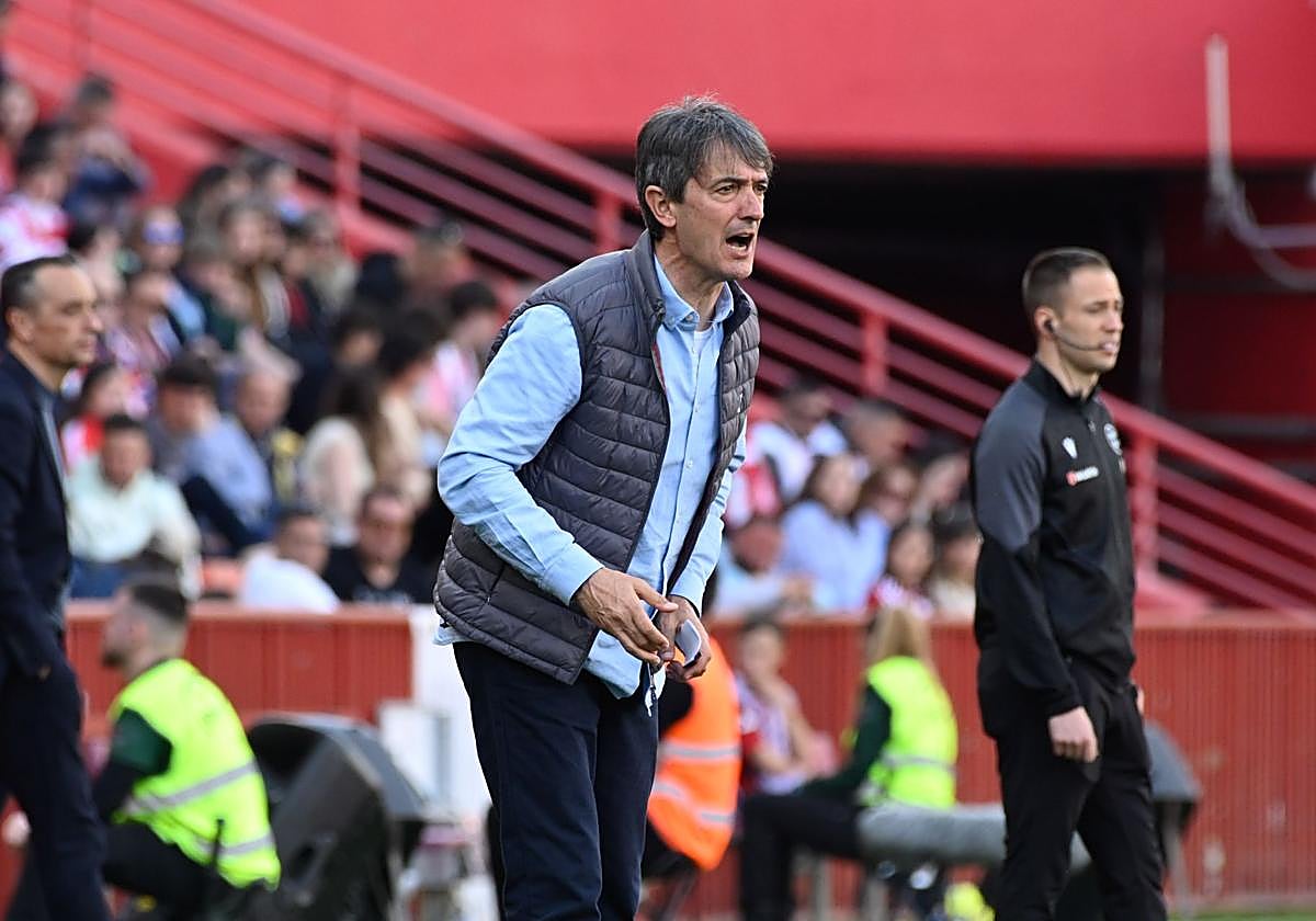 Pacheta padece un mareo en mitad del partido del Granada CF contra el Huesca