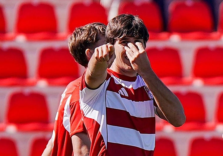 Un Recreativo Granada superior doblega al Atlético Porcuna