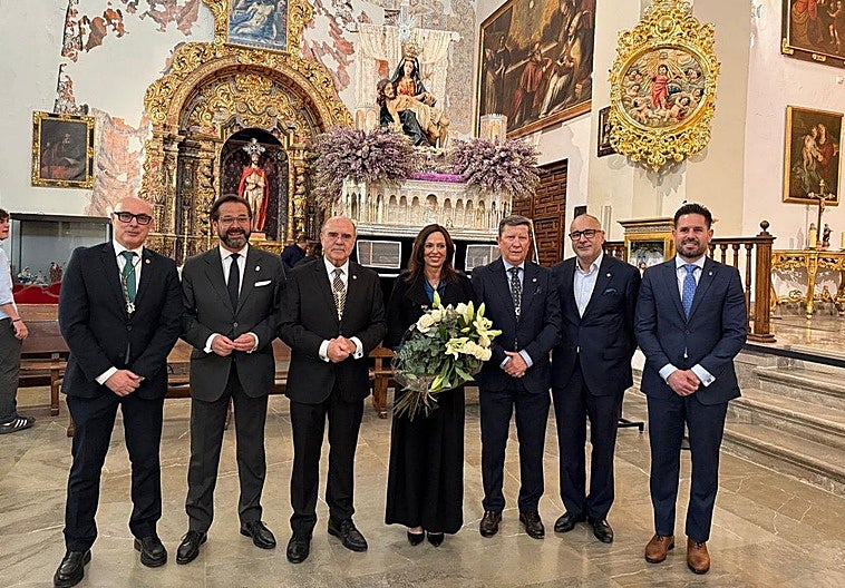 Rocío Díaz visita a Santa María de la Alhambra antes de su salida