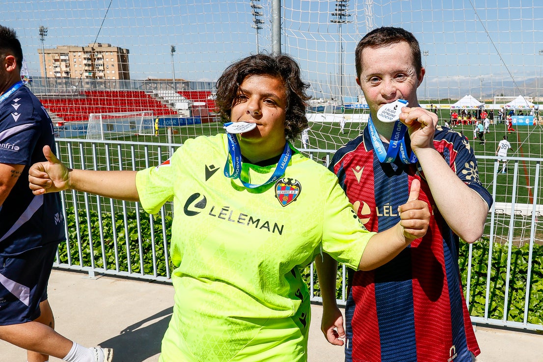 Todas las imágenes de Liga Genuine en Granada