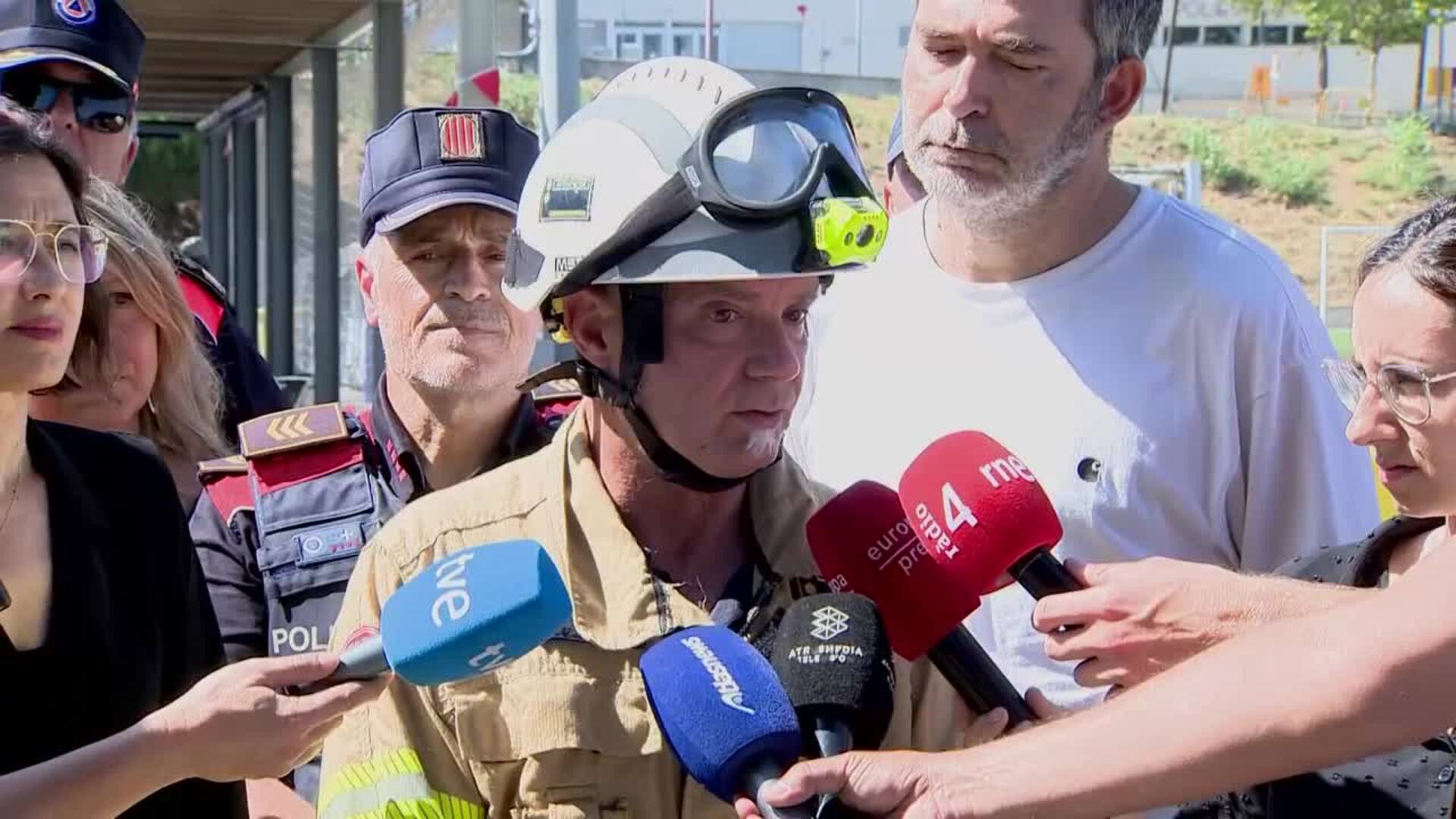 Controlado el incendio forestal de Tiana (Barcelona) y desconfinan 3 urbanizaciones