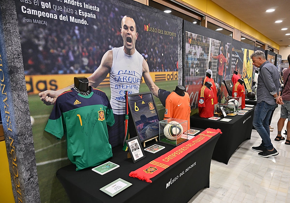 La exposición se ha ubicado en el Yacimiento Arqueológico Barrio Andalusí.