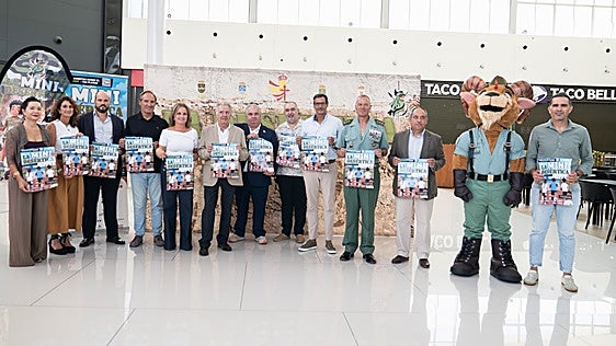 La Mini Desértica crece hasta los 700 participantes y estrena salida desde el puerto de Almería