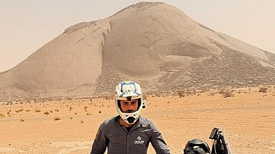 Rubén, el granadino que ha recorrido en moto 17 países de África en 52 días: «Casi nos secuestran en Nigeria»