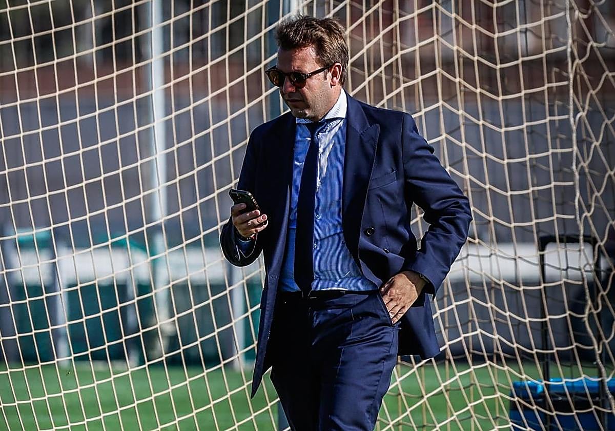 Javier Alonso pasa definitivamente del Granada CF al Arsenal