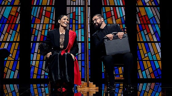 Rosa desvela por qué dijo que vivía en Armilla y no en Almanjáyar y Manu Sánchez le 'canta' a Granada