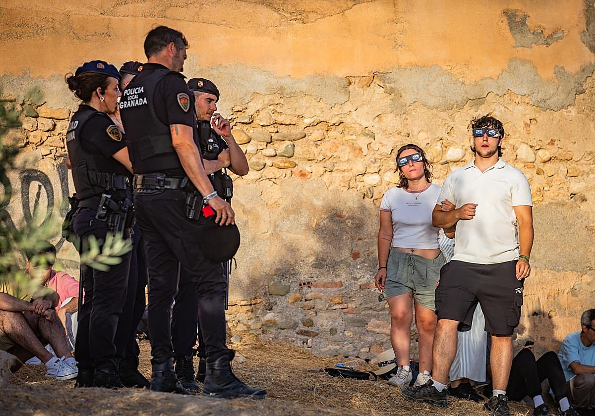 Vigilancia policial en San Miguel Alto durante el eclipse
