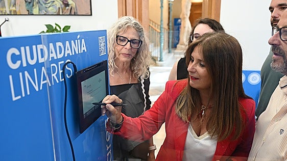 Impulso a la digitalización en Linares para acercar los servicios municipales a la ciudadanía
