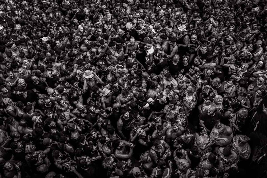 El Cascamorras en blanco y negro