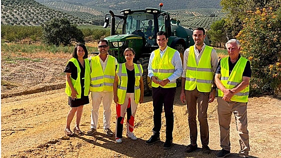 Se inicia la mejora de diez caminos rurales afectados por los temporales en Alcalá la Real