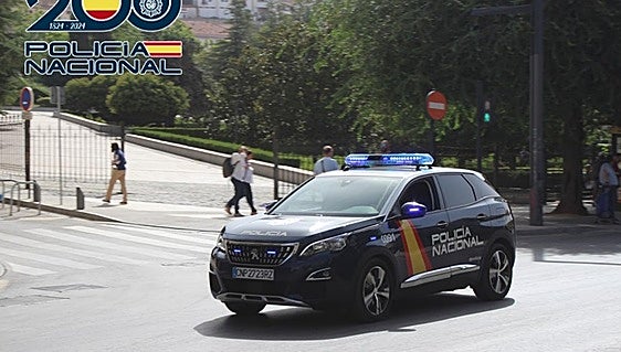 Detenido un hombre de 31 años por dos robos con violencia e intimidación en Granada