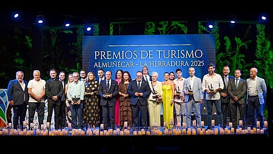 Juanma Moreno, Lourdes Maldonado y Camin, entre los galardonados de los Premios de Turismo de Almuñécar 2026