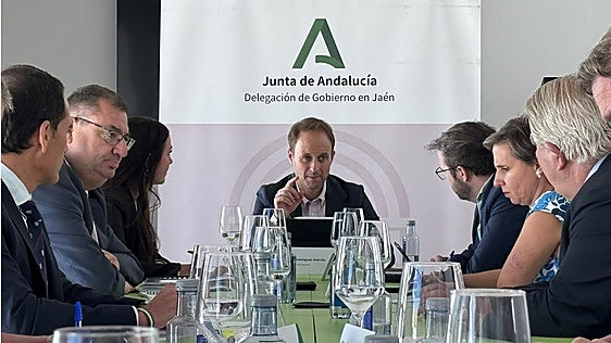 La Junta garantiza su respaldo al nuevo centro de salud en La Carolina