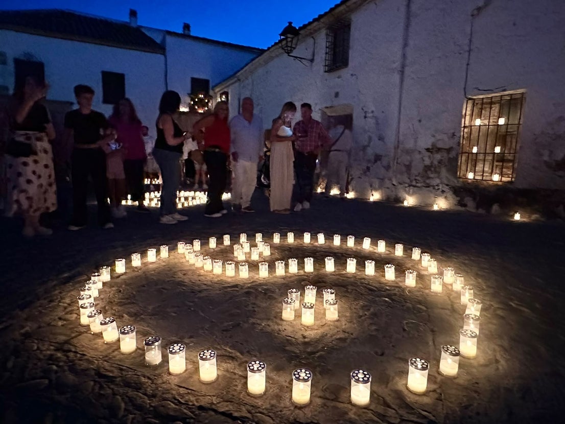 La imágenes de Baeza bajo la luz de las velas