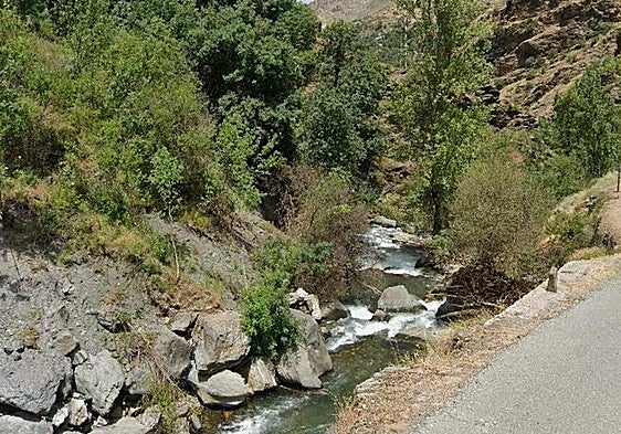 Muere un hombre tras resbalar y caer por un barranco este domingo en Güéjar Sierra