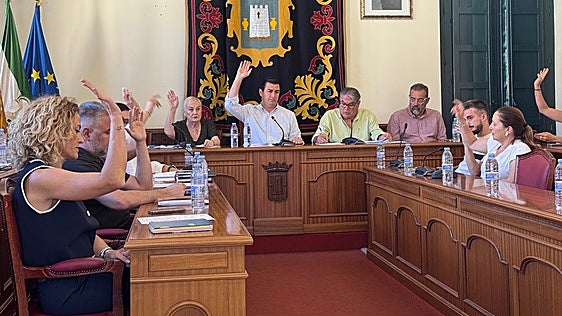 Níjar pinta y planifica de forma definitiva el futuro puerto seco para el transporte de mercancías en AVE