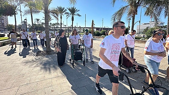 AEMA camina en Almería para concienciar sobre la realidad de la esclerosis múltiple