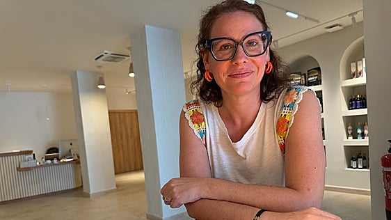 La experta que trae a Granada «la cultura del aceite de oliva»