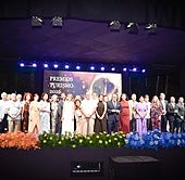 Foto de familia en los Premios Turismo de Almuñécar.