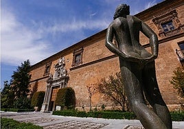 Rectorado de la UGR.