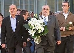 Bildu se suma al homenaje a las víctimas