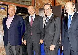 Felipe González, José Luis Rodríguez Zapatero, Alfredo Pérez Rubalcaba y José Bono. / JuanJo Martin (Efe)