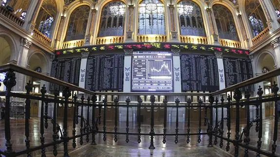 Interior de la Bolsa de Madrid. 