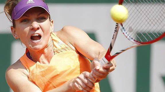 Tita Torró, tenista española que ha participado en ediciones pasadas del torneo, durante Roland Garros.
