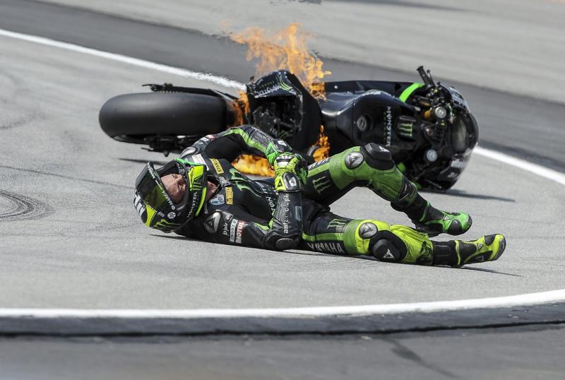 Espargaró, en el momento de la caída. 