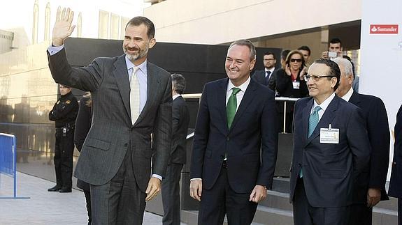 El rey Felipe VI, a su llegada al auditorio de la Diputación de Alicante. 