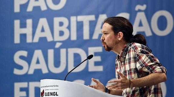 El líder de Podemos, Pablo Iglesias, durante su intervención en la IX convención del Bloque de Izquierdas portugués 