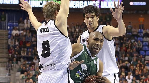 Imágenes de un partido entre el Unicaja y el Bilbao Basket. 