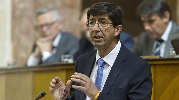 l portavoz del grupo parlamentario de Ciudadanos, Juan Marín. 