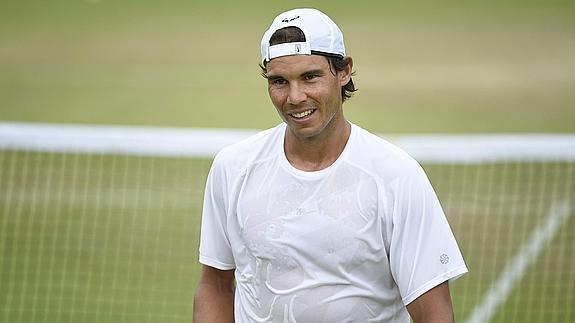 Nadal, en un entrenamiento previo a Wimbledon. 