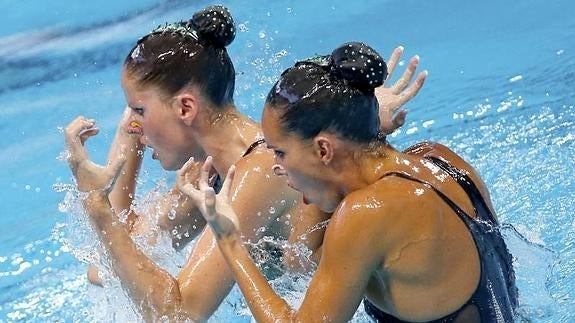 Ona Carbonell y Paula Klamburg. 