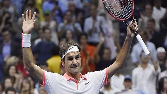Roger Federer celebra su pase a la final. 