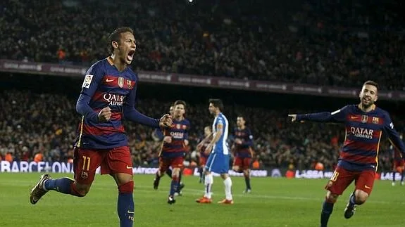 Neymar celebra un gol ante el Espanyol. 