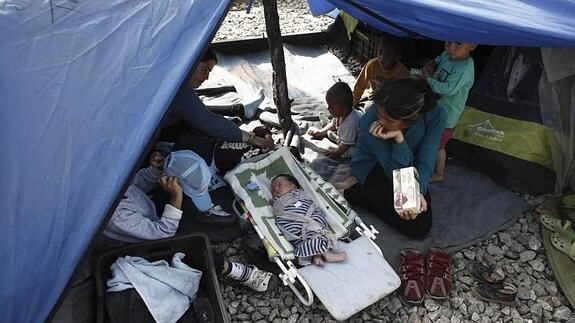 Refugiados sirios en un campamento de refugiados en la frontera con Grecia. 