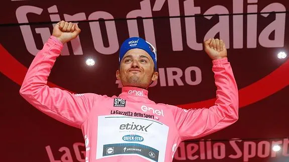 Gianluca Brambilla celebra su victoria de etapa. 