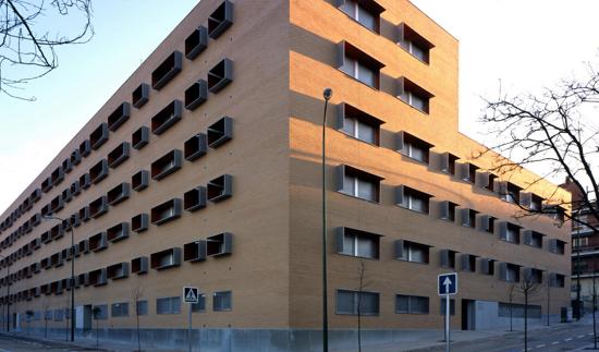 Un bloque de viviendas.