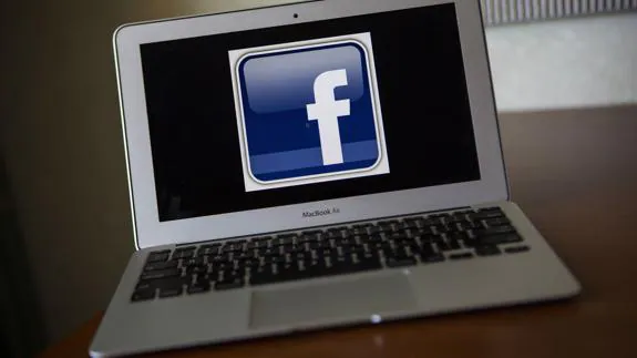 Facebook quiere evitar bulos o informaciones falsas.