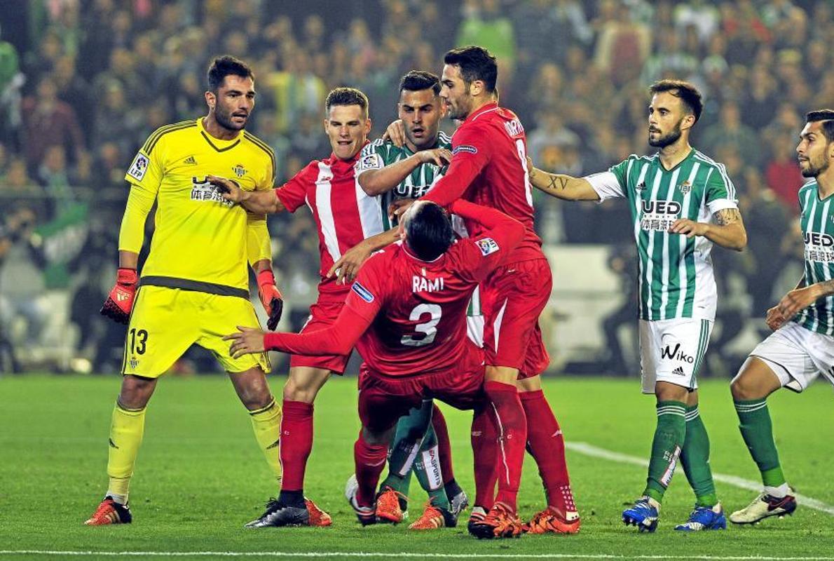 Sevilla-Betis, el derbi "sin neutrales" de la Liga