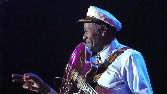 Chuck Berry, durante una actuación.