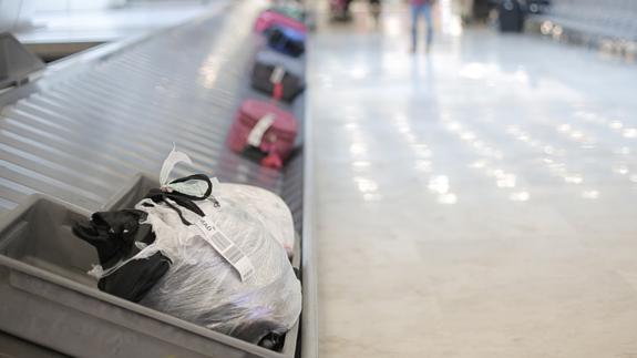 Cinta transportadora de maletas en Barajas.